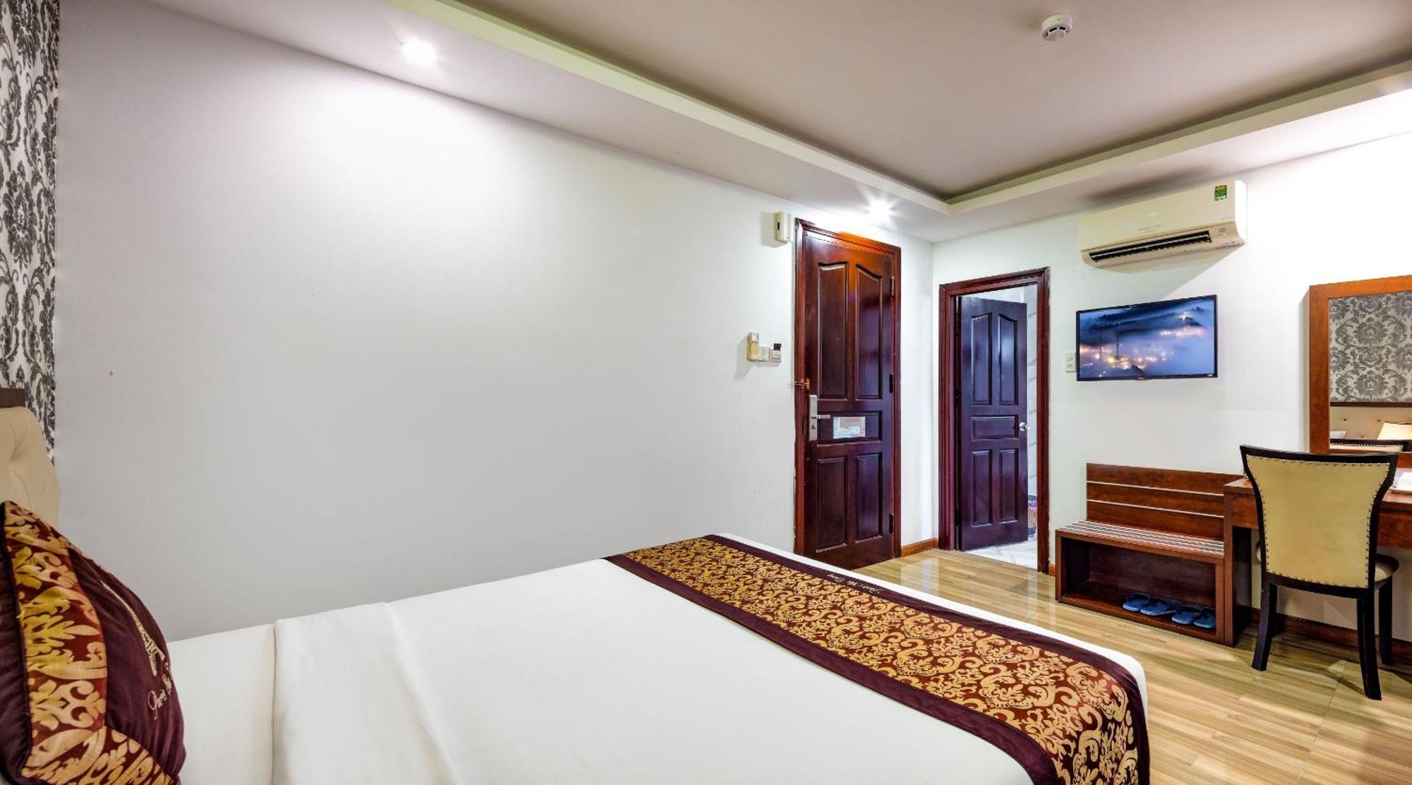 Paris Luxury Hotel & Apartment Нячанг Екстер'єр фото