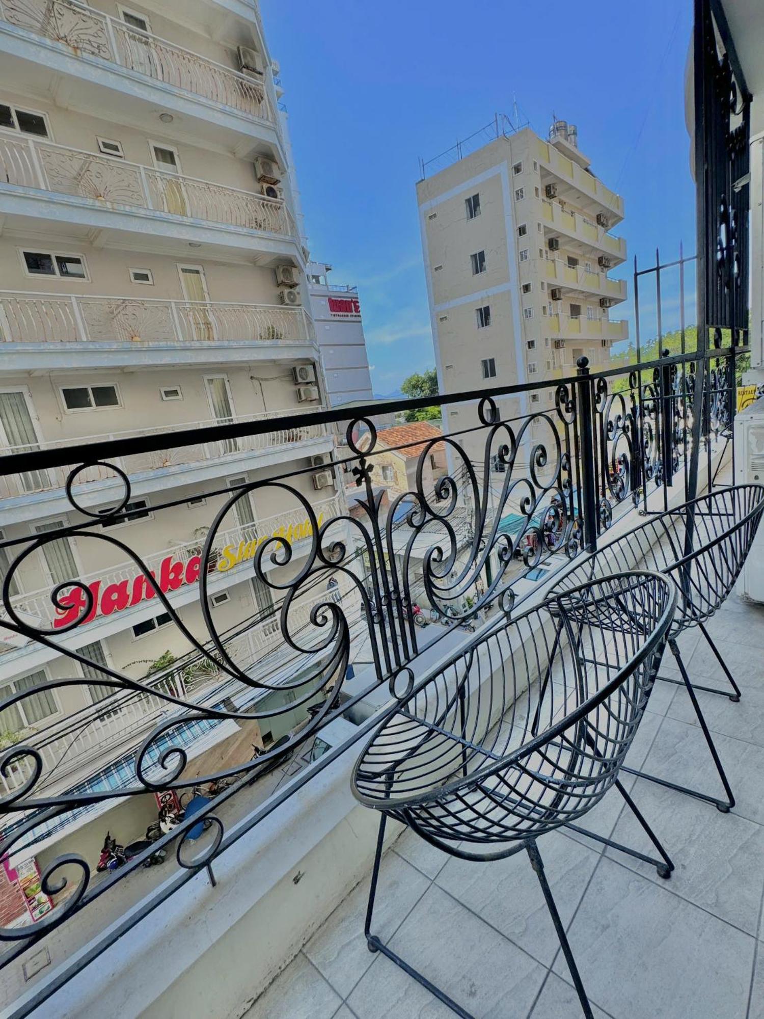 Paris Luxury Hotel & Apartment Нячанг Екстер'єр фото