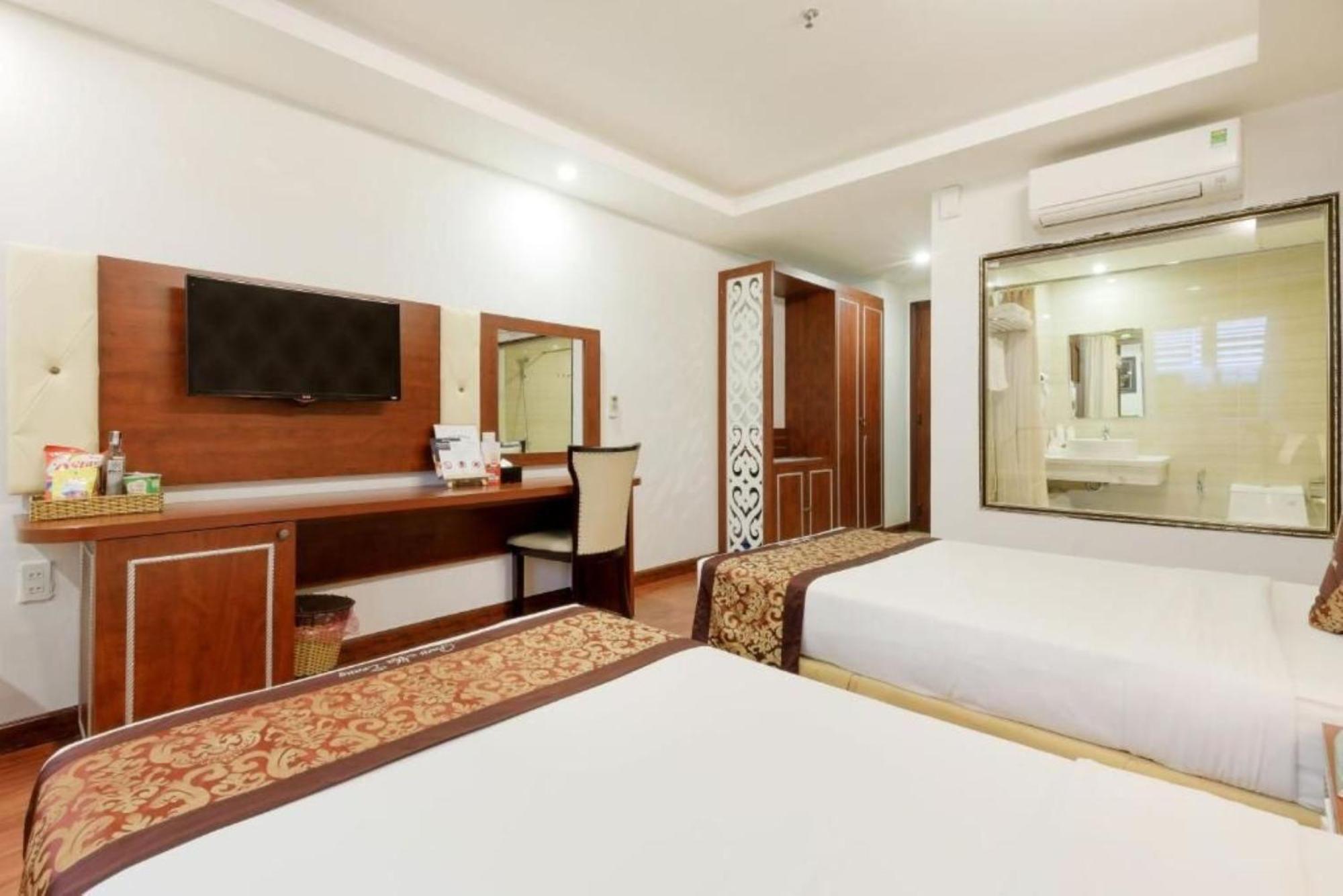 Paris Luxury Hotel & Apartment Нячанг Екстер'єр фото