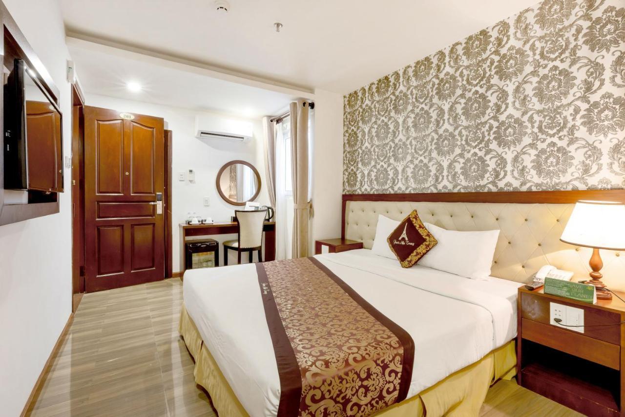 Paris Luxury Hotel & Apartment Нячанг Екстер'єр фото